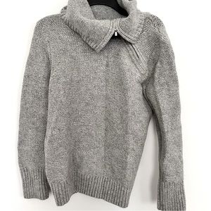 BANANA REPUBLIC- Wool blend sweater